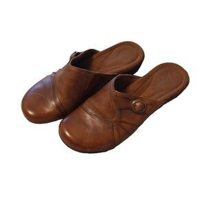 IComfort slip on Leather clogs Boho  Casual size 8